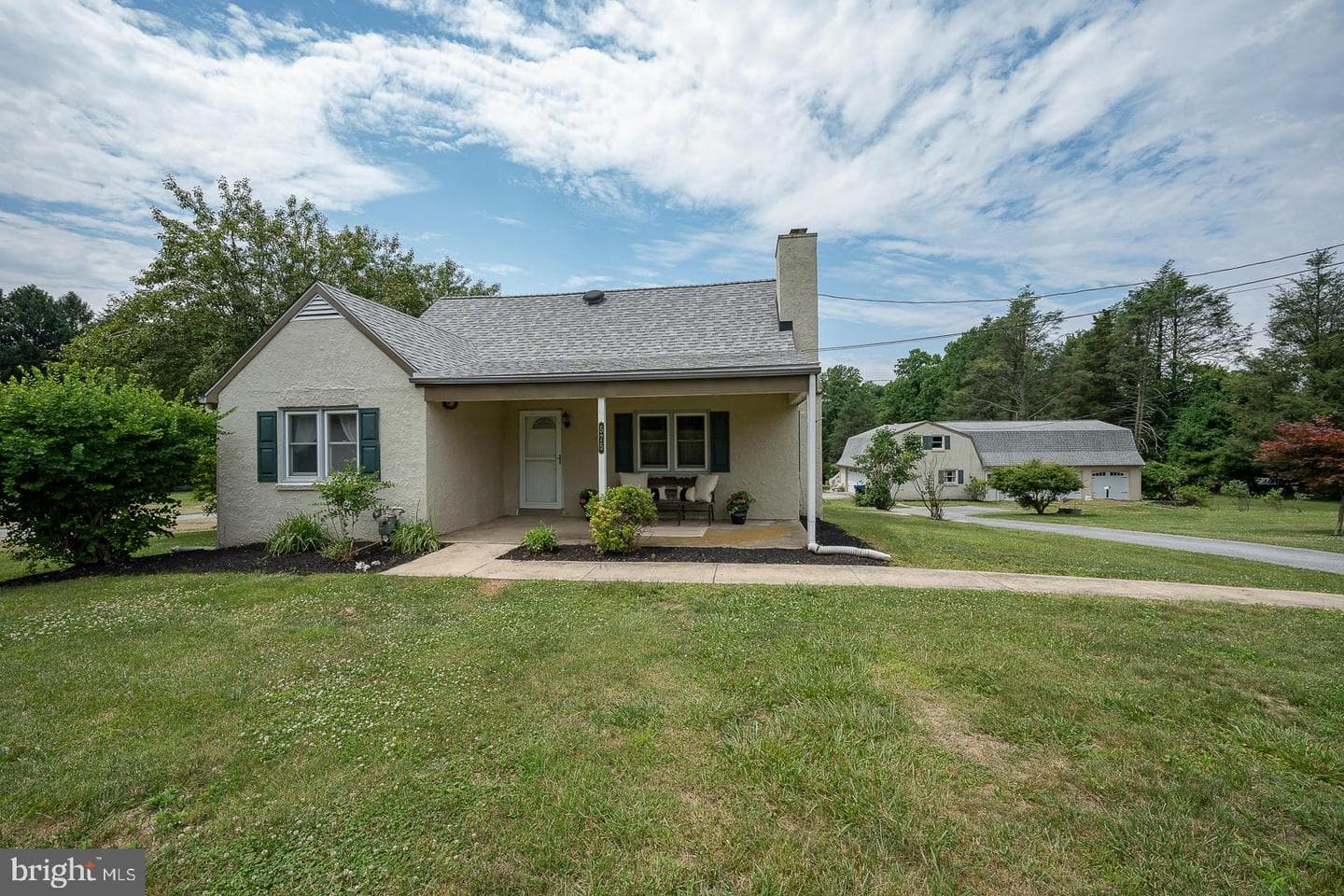 575 W Boot Road photo 2