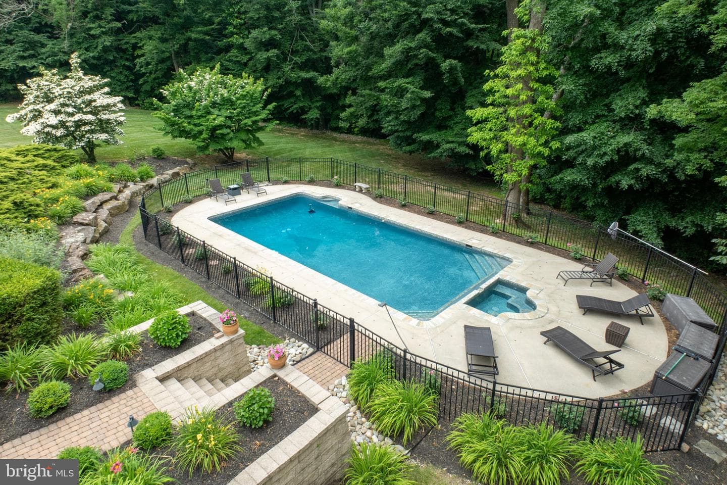 53 Devyn Drive photo 35