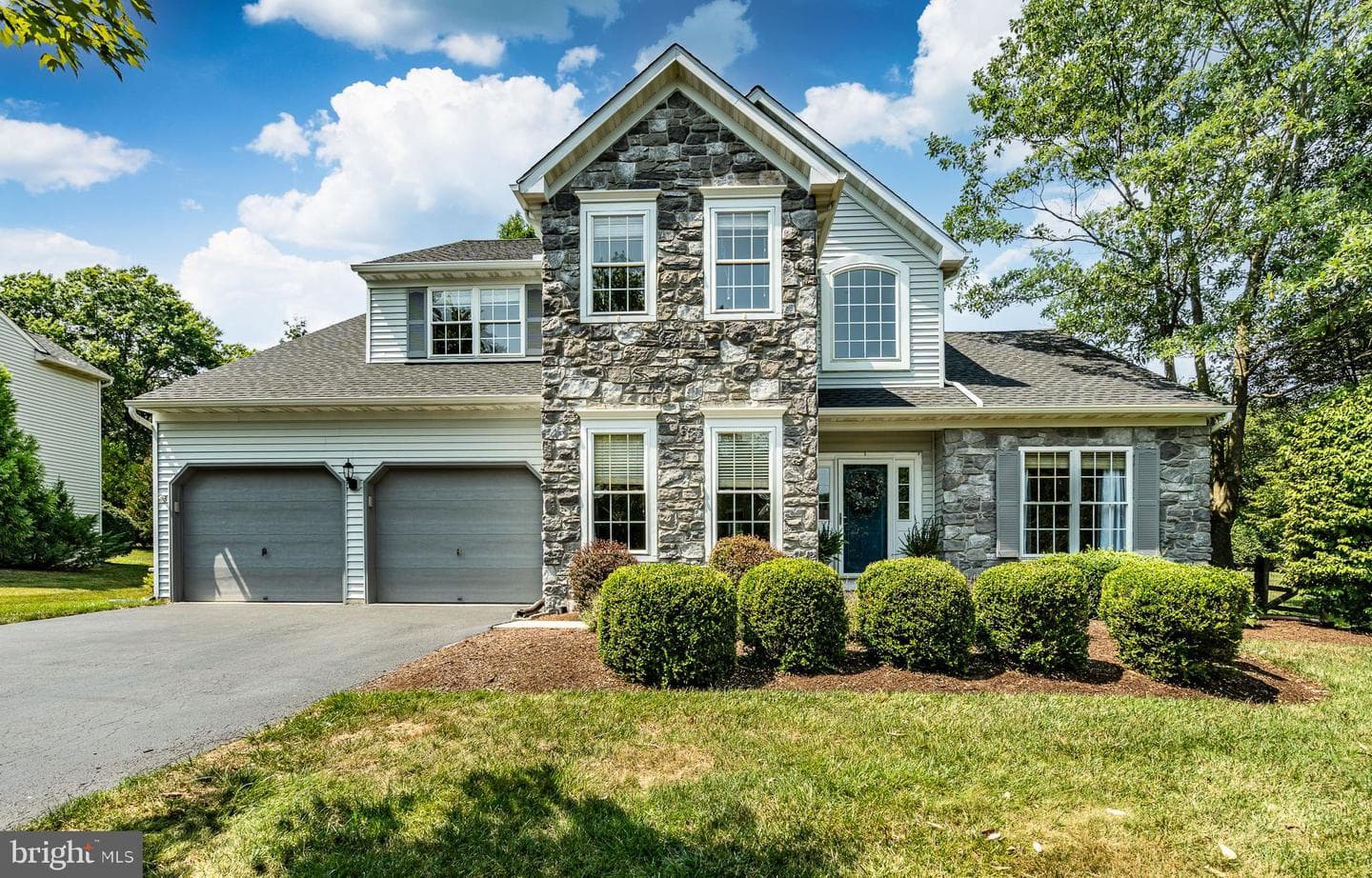504 Dublin Drive photo 2