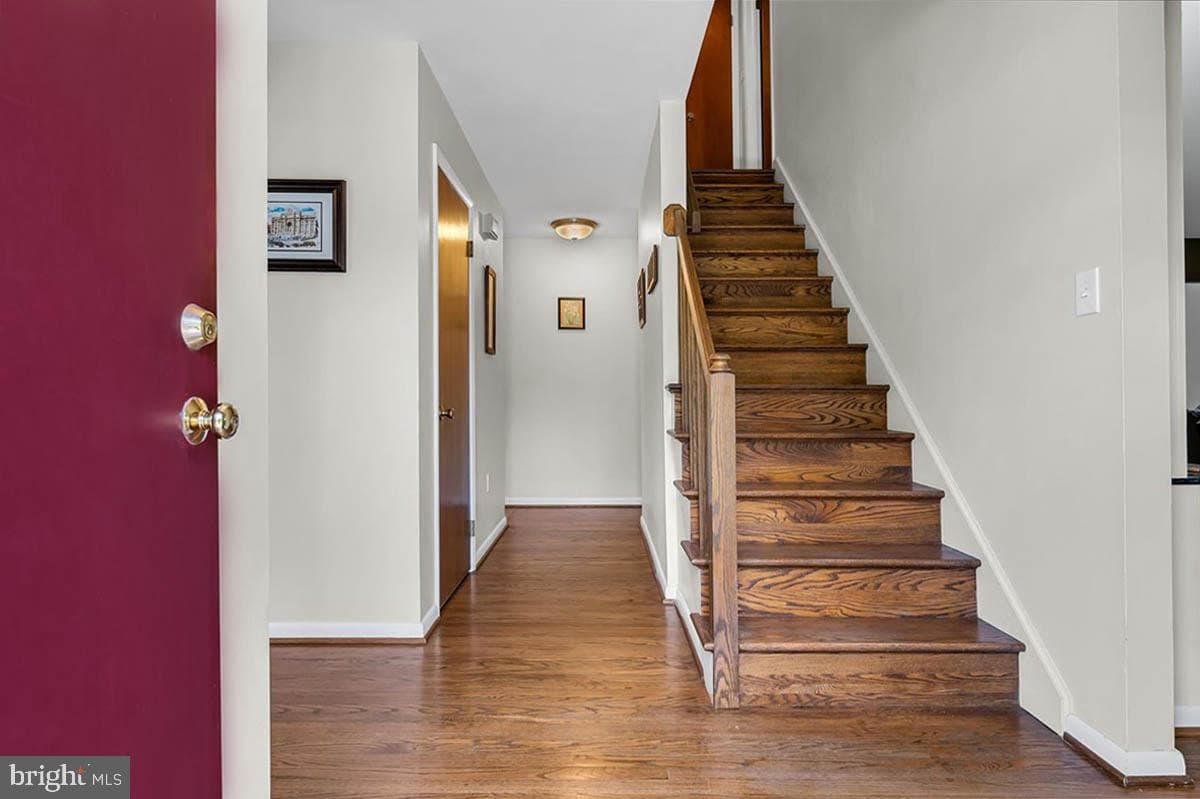 120 Eden Road photo 2