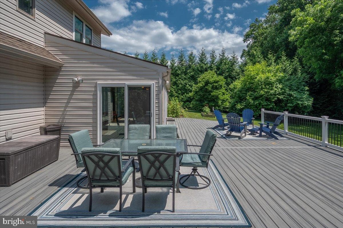 120 Eden Road photo 28