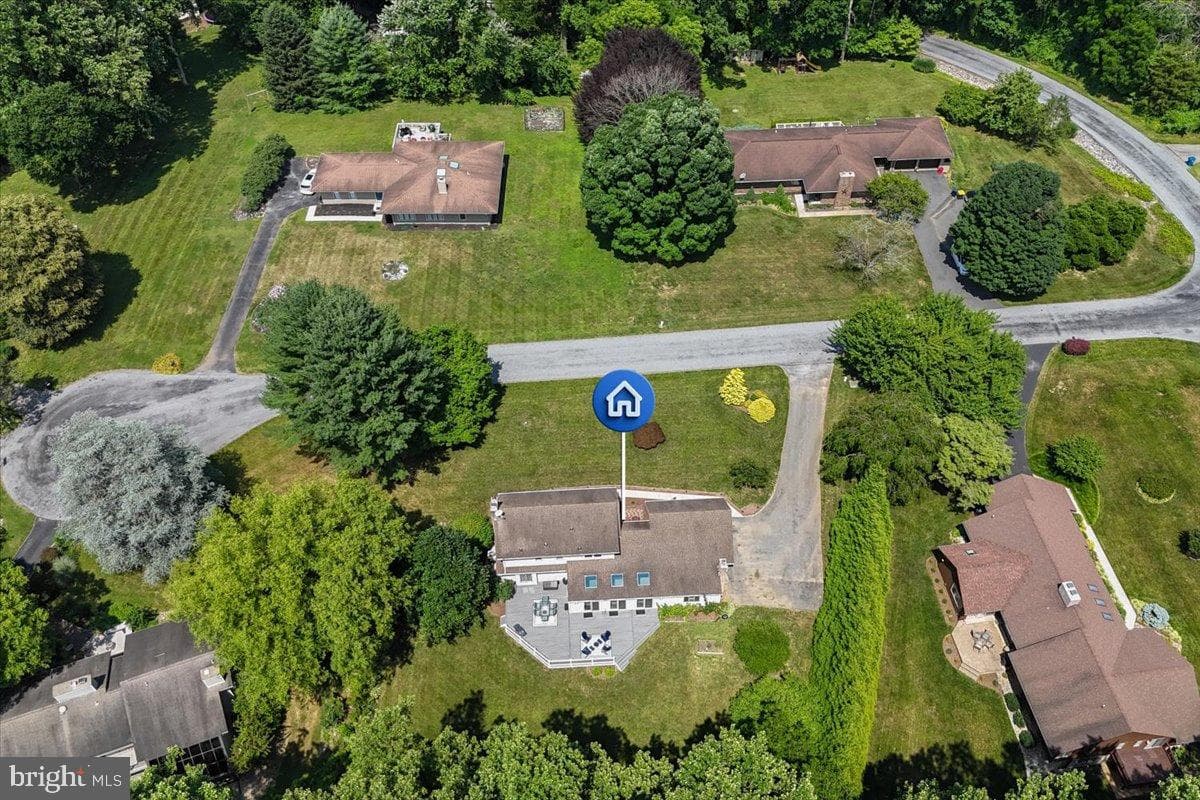 120 Eden Road photo 34