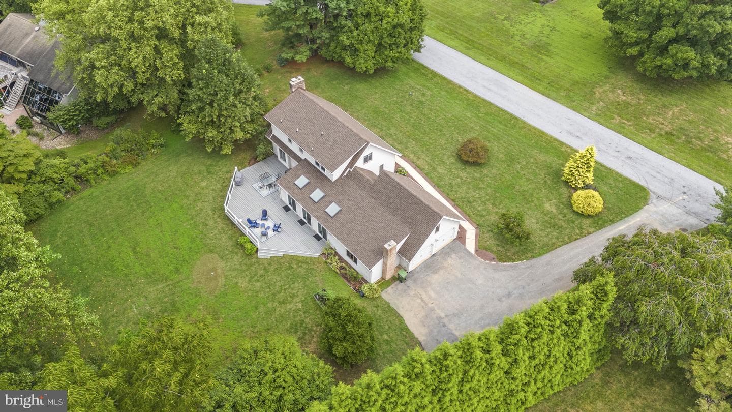 120 Eden Road photo 35