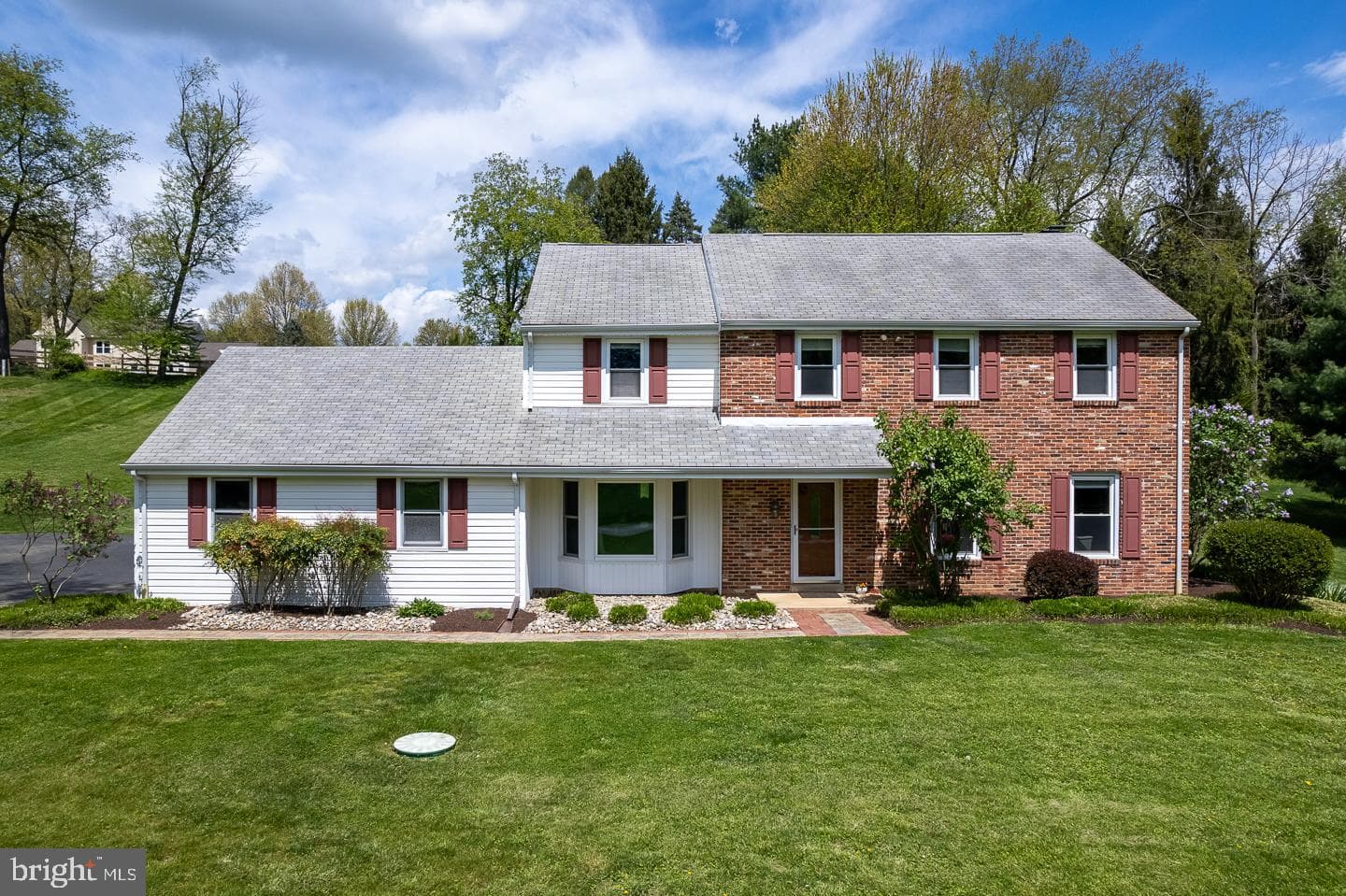 503 Beechwood Drive photo 2