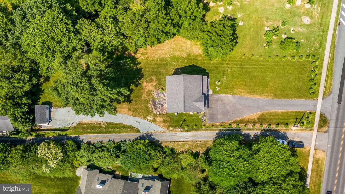 68 Lancaster Avenue photo 27