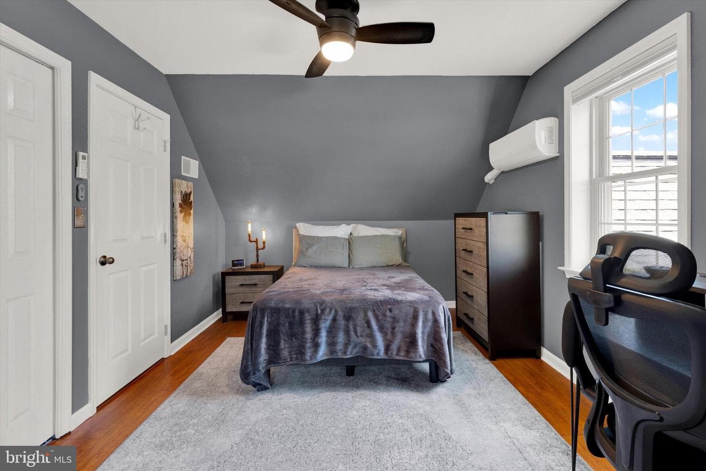 26 Henley Way photo 16