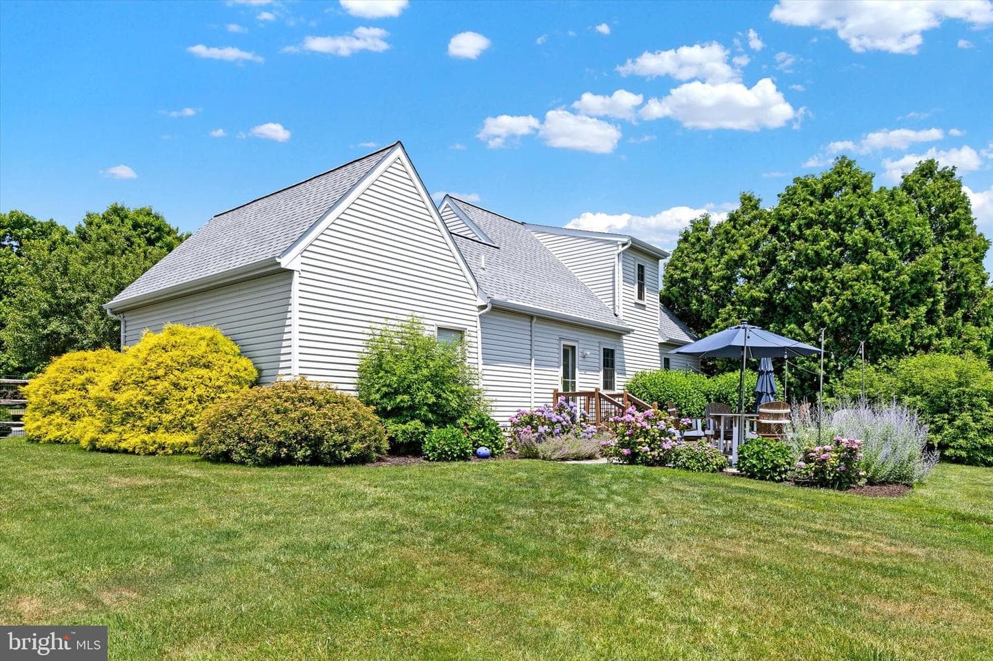 26 Henley Way photo 27