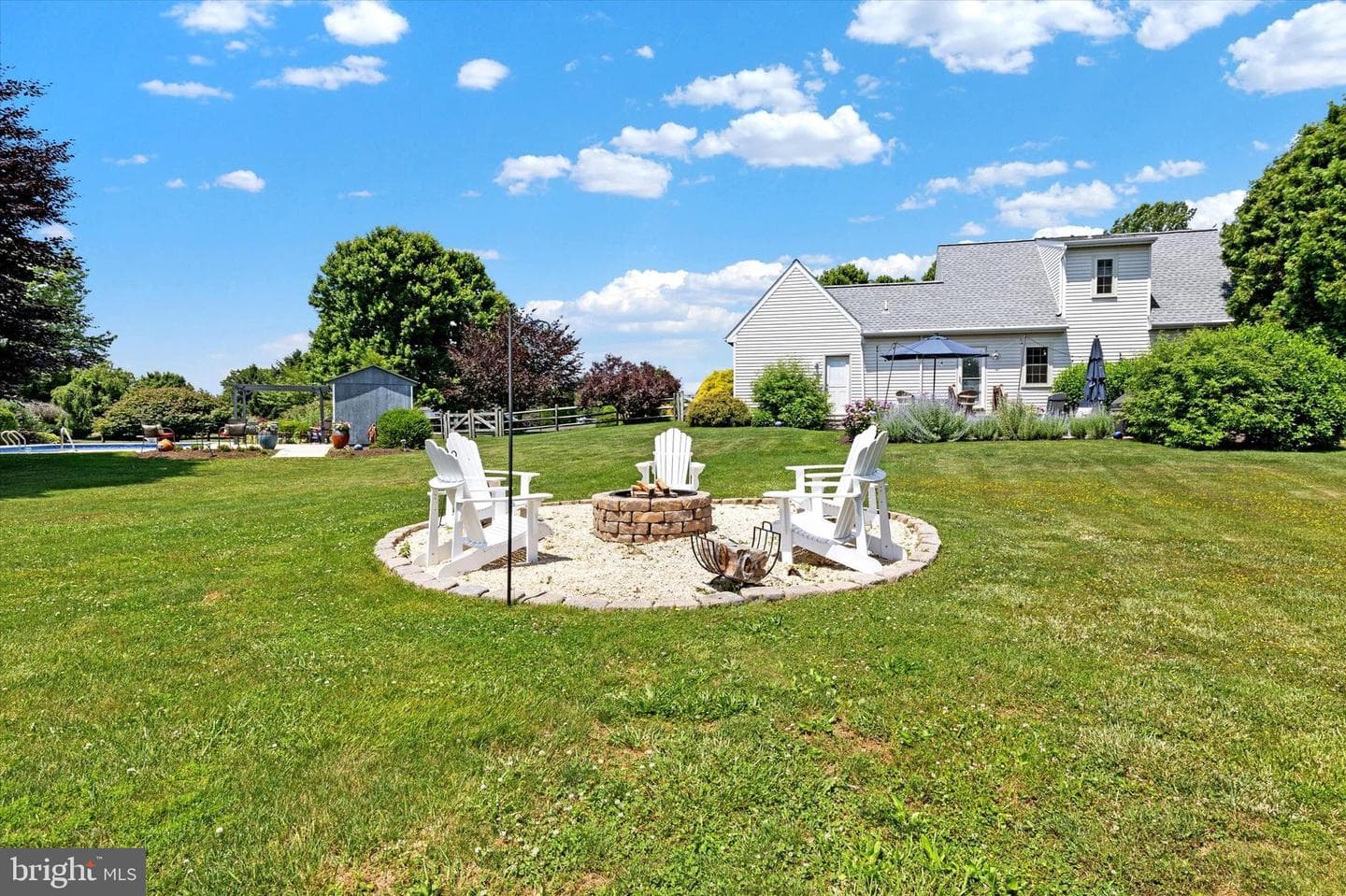 26 Henley Way photo 28