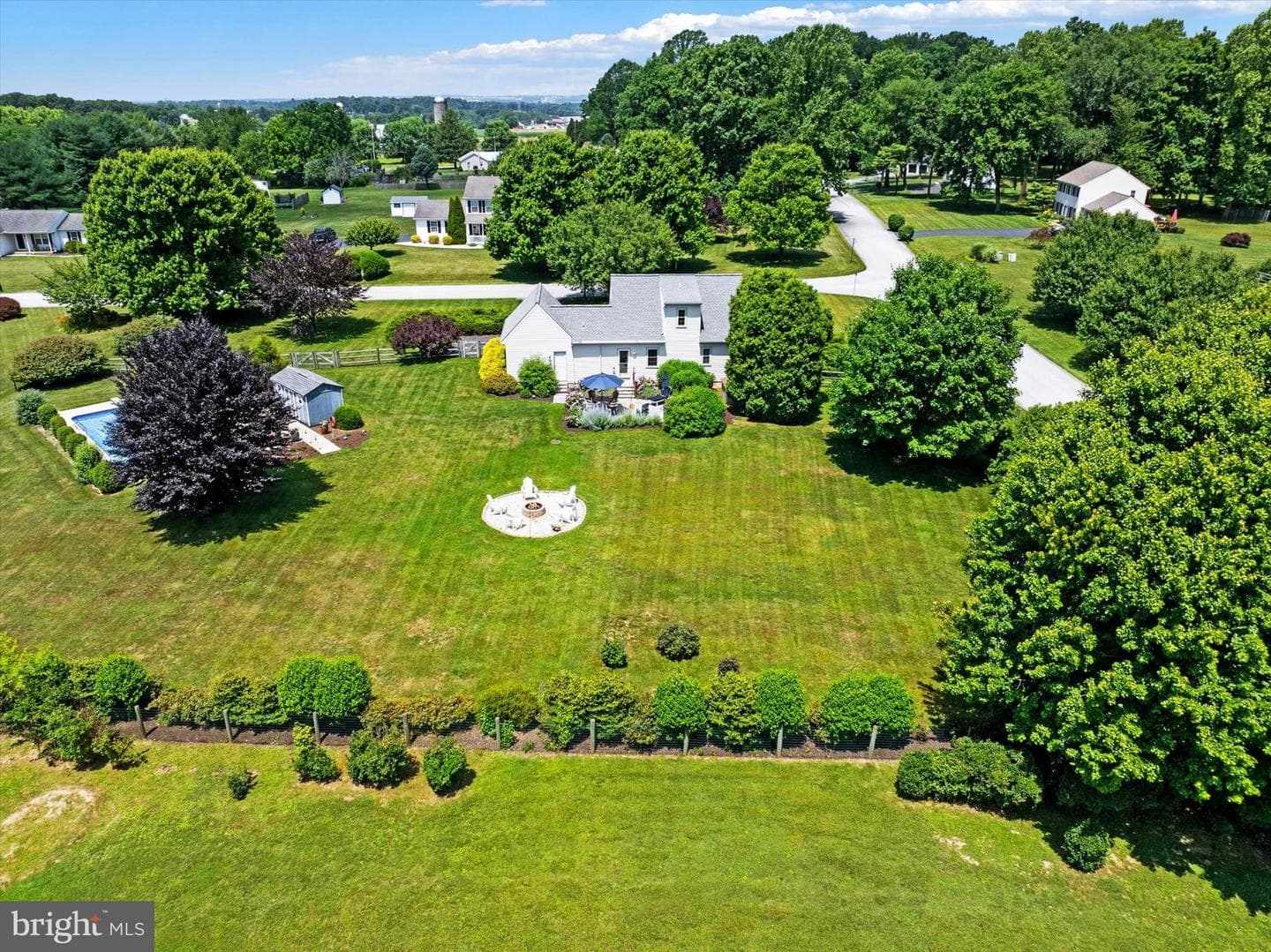 26 Henley Way photo 37