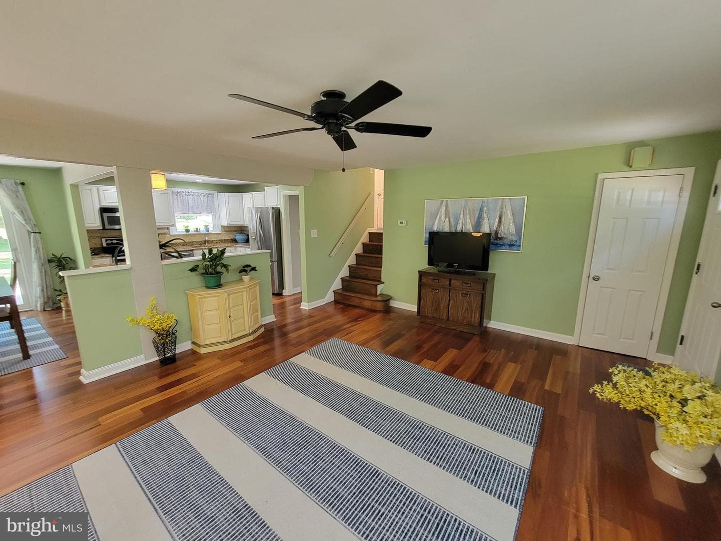 1326 Mary Jane Lane photo 3