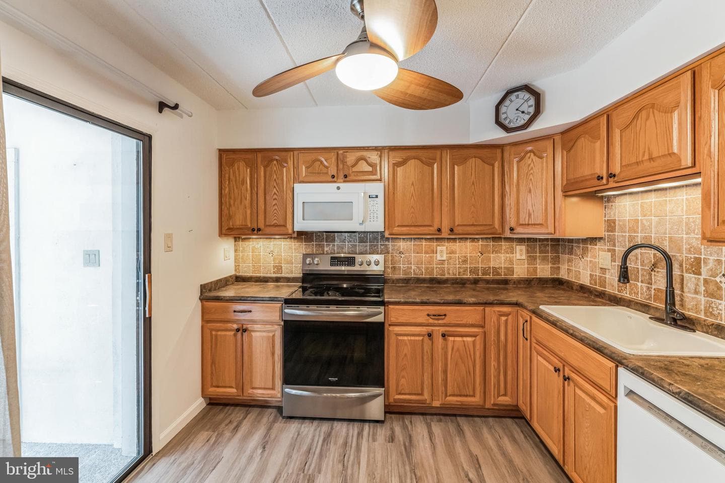 109 Harvest Lane photo 13
