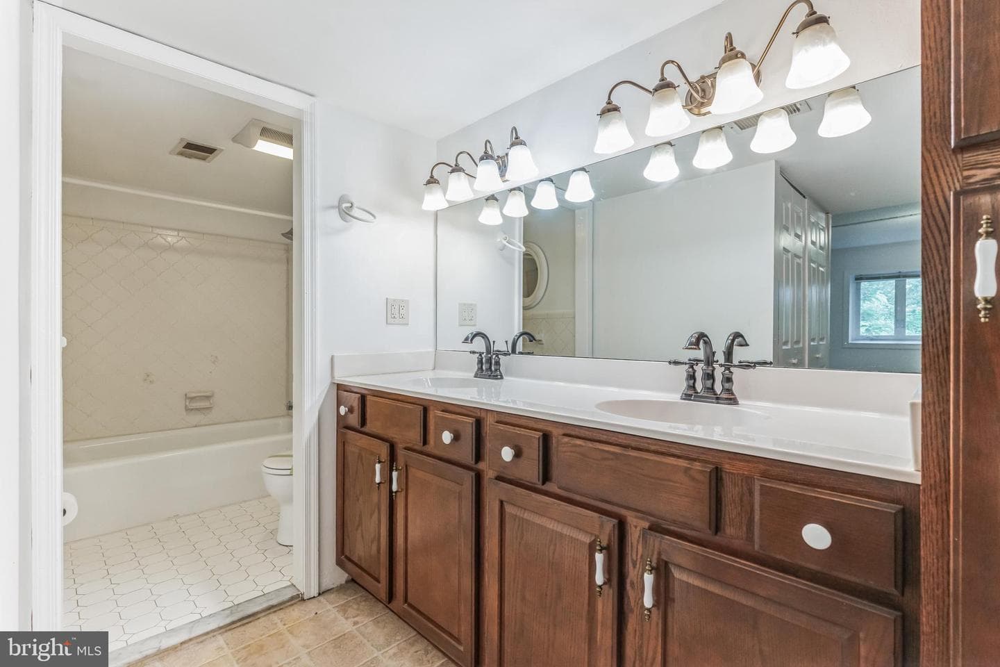 109 Harvest Lane photo 20