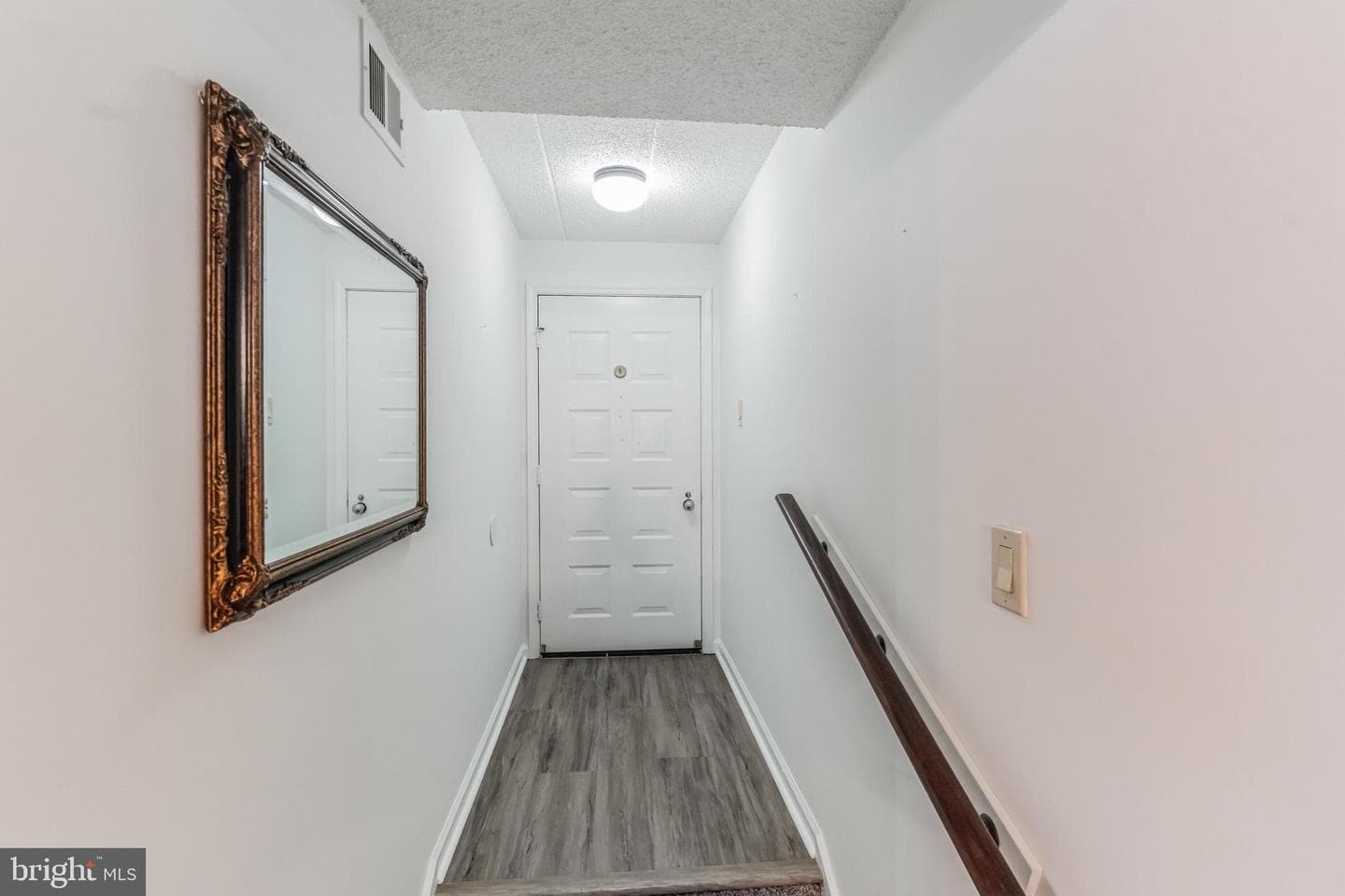 109 Harvest Lane photo 3
