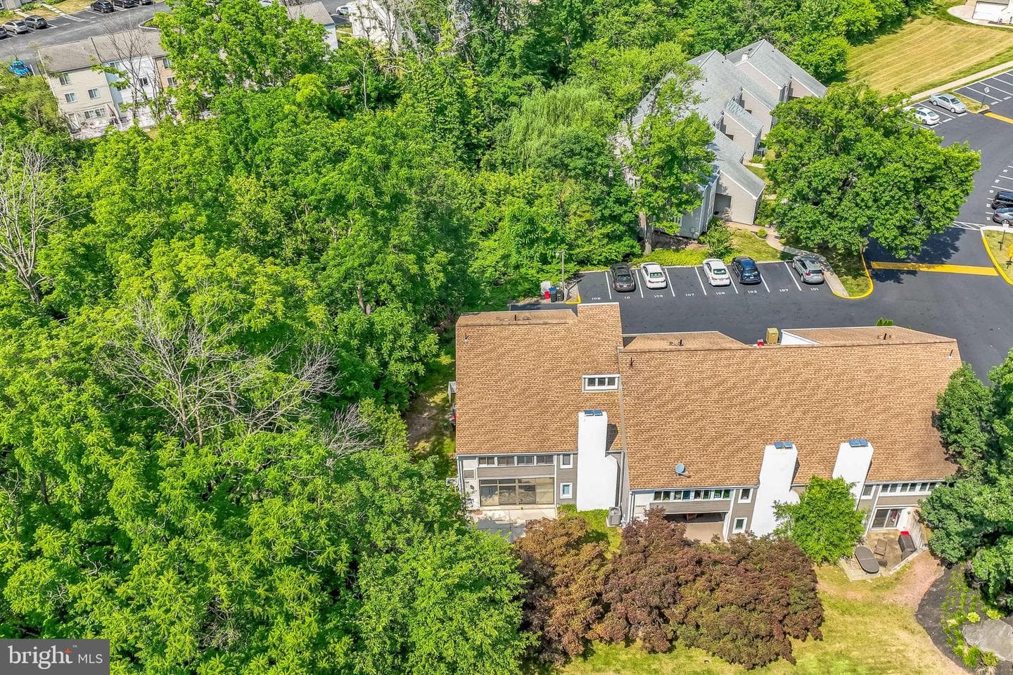 109 Harvest Lane photo 32