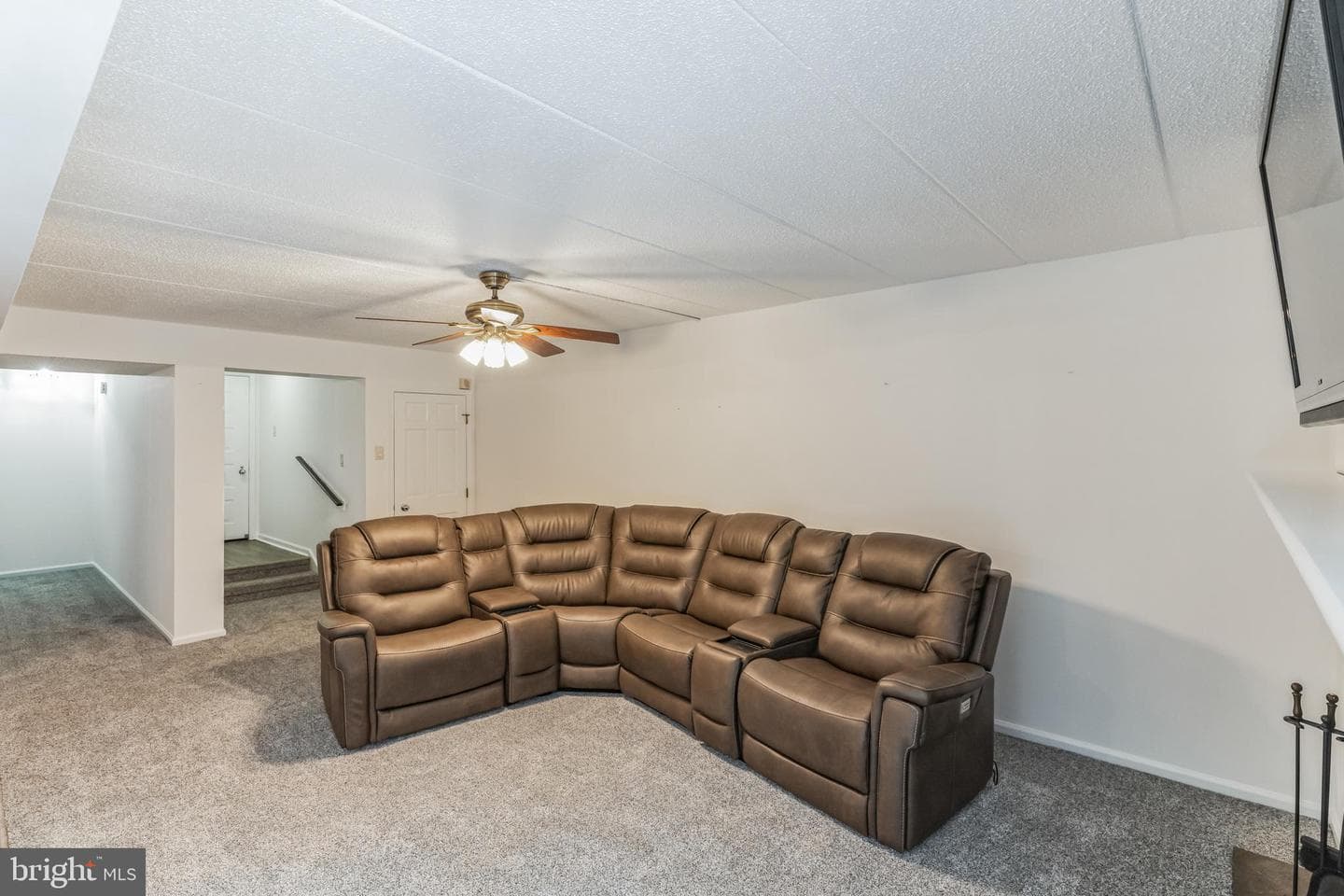 109 Harvest Lane photo 5