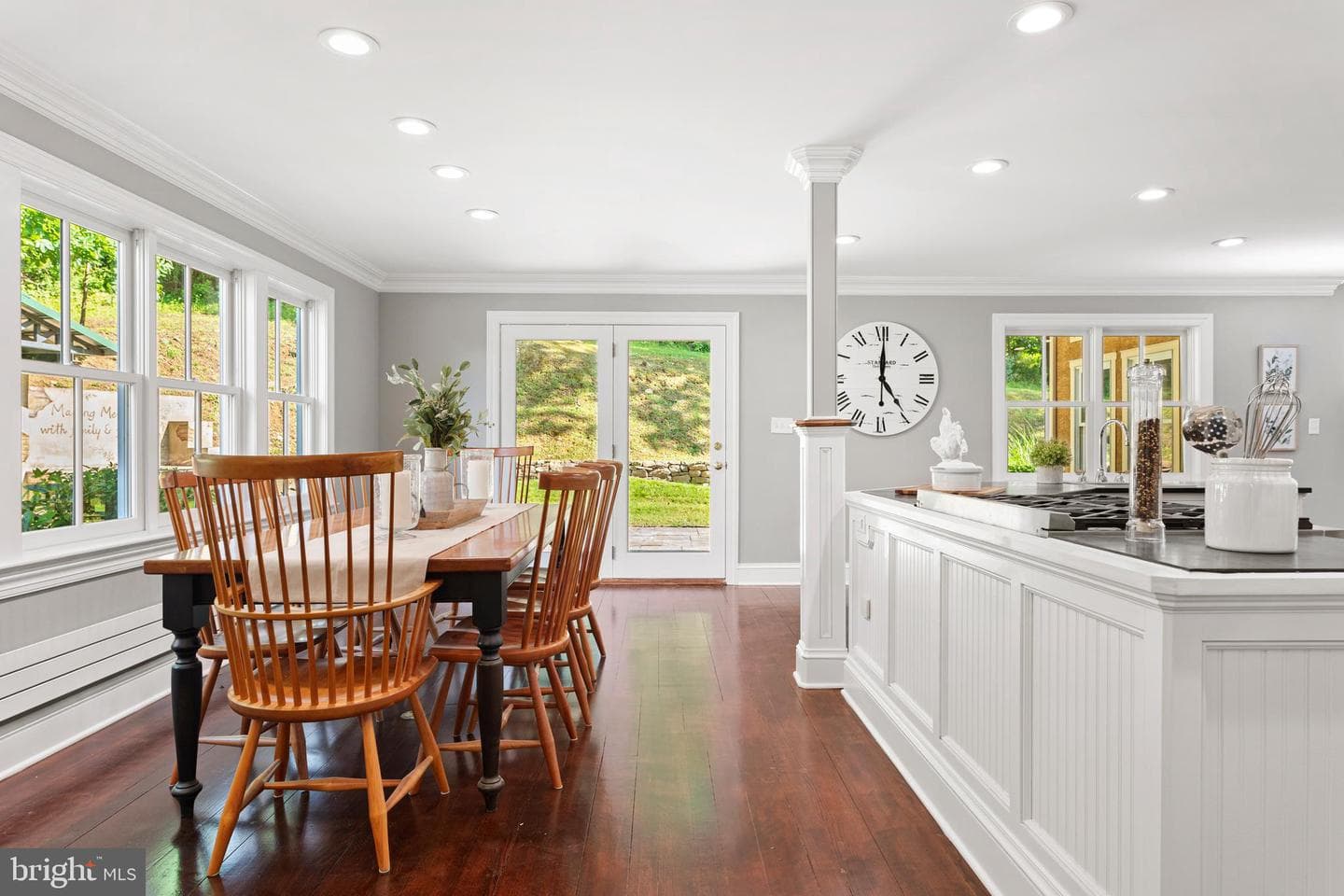 638 Church Road photo 45