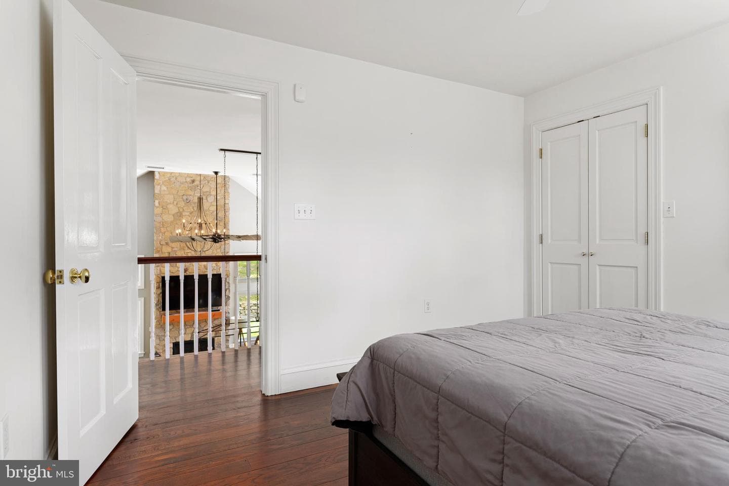638 Church Road photo 7