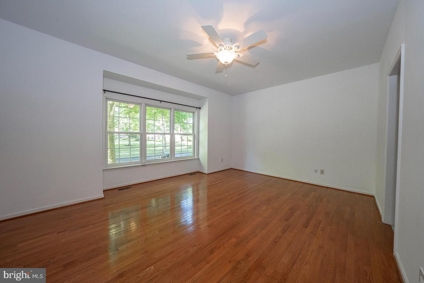 478 Fairmont Drive photo 17