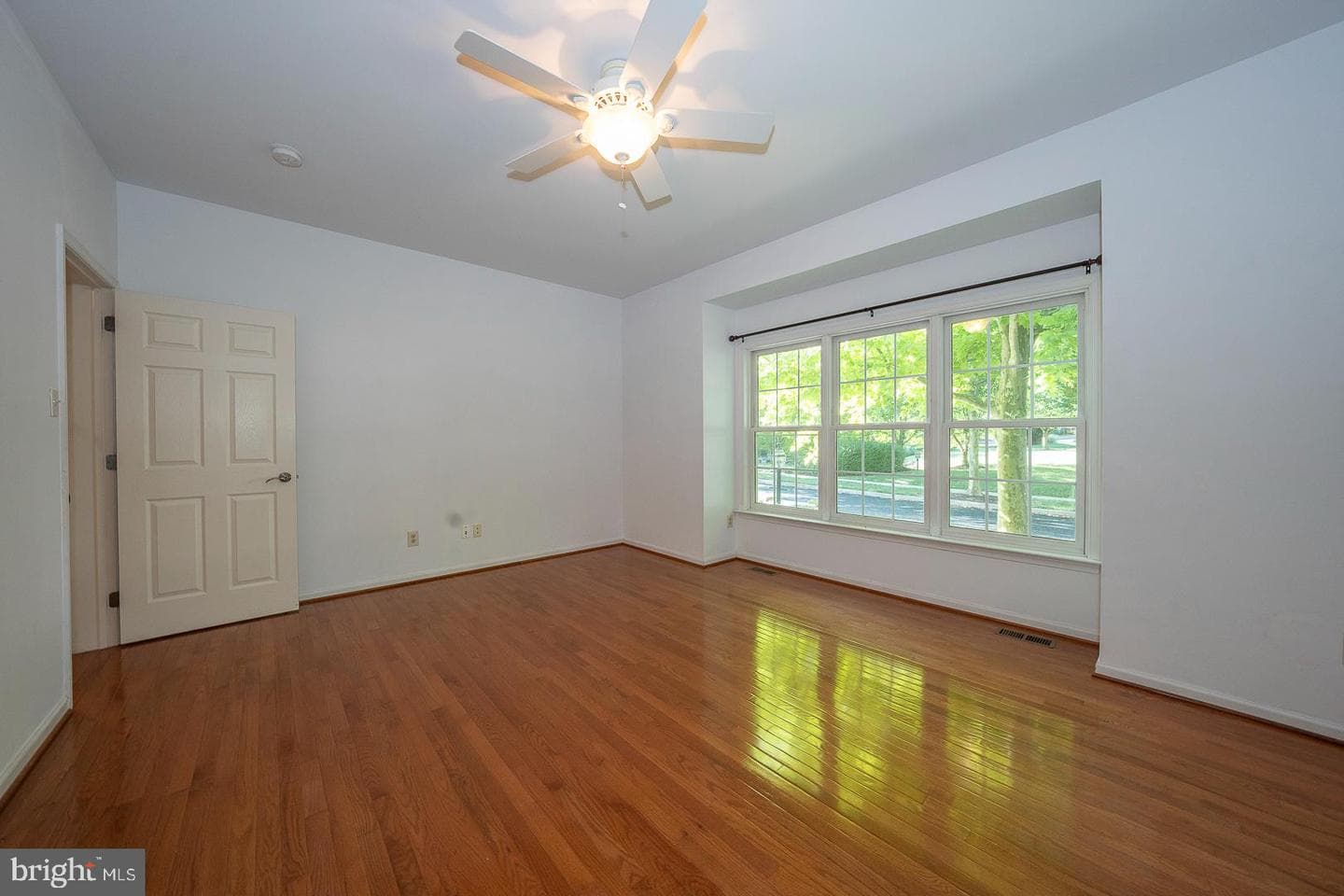 478 Fairmont Drive photo 18
