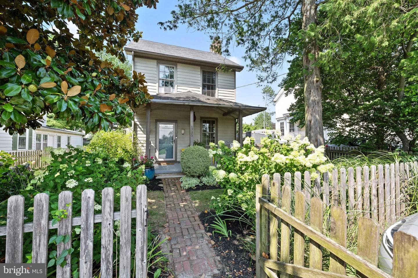 1735 W Doe Run Road photo 1