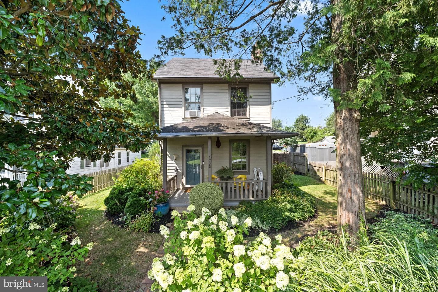 1735 W Doe Run Road photo 4