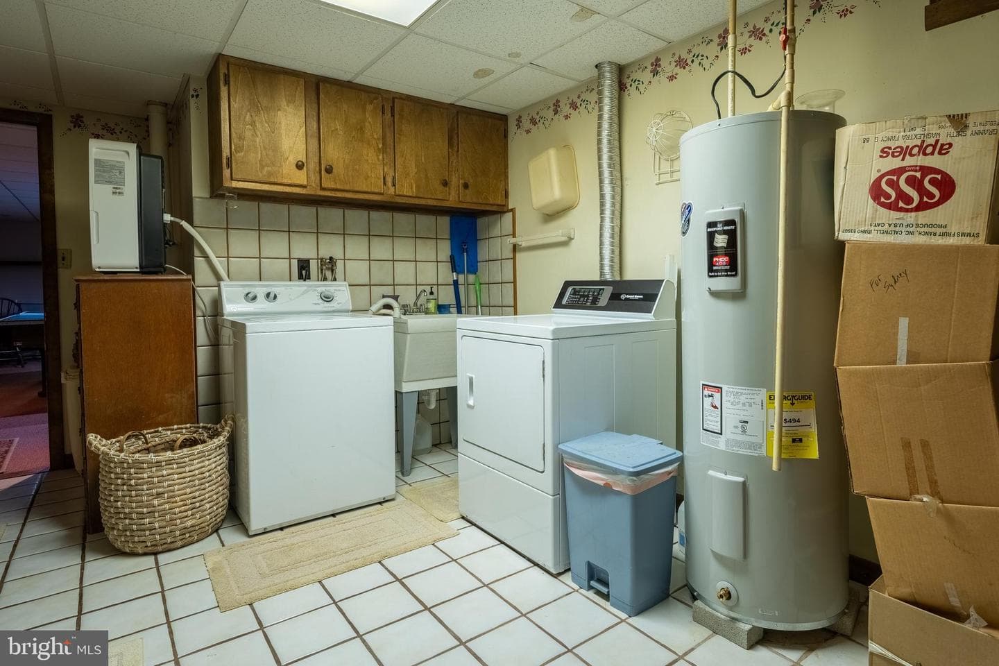 320 Wedgewood Drive photo 35