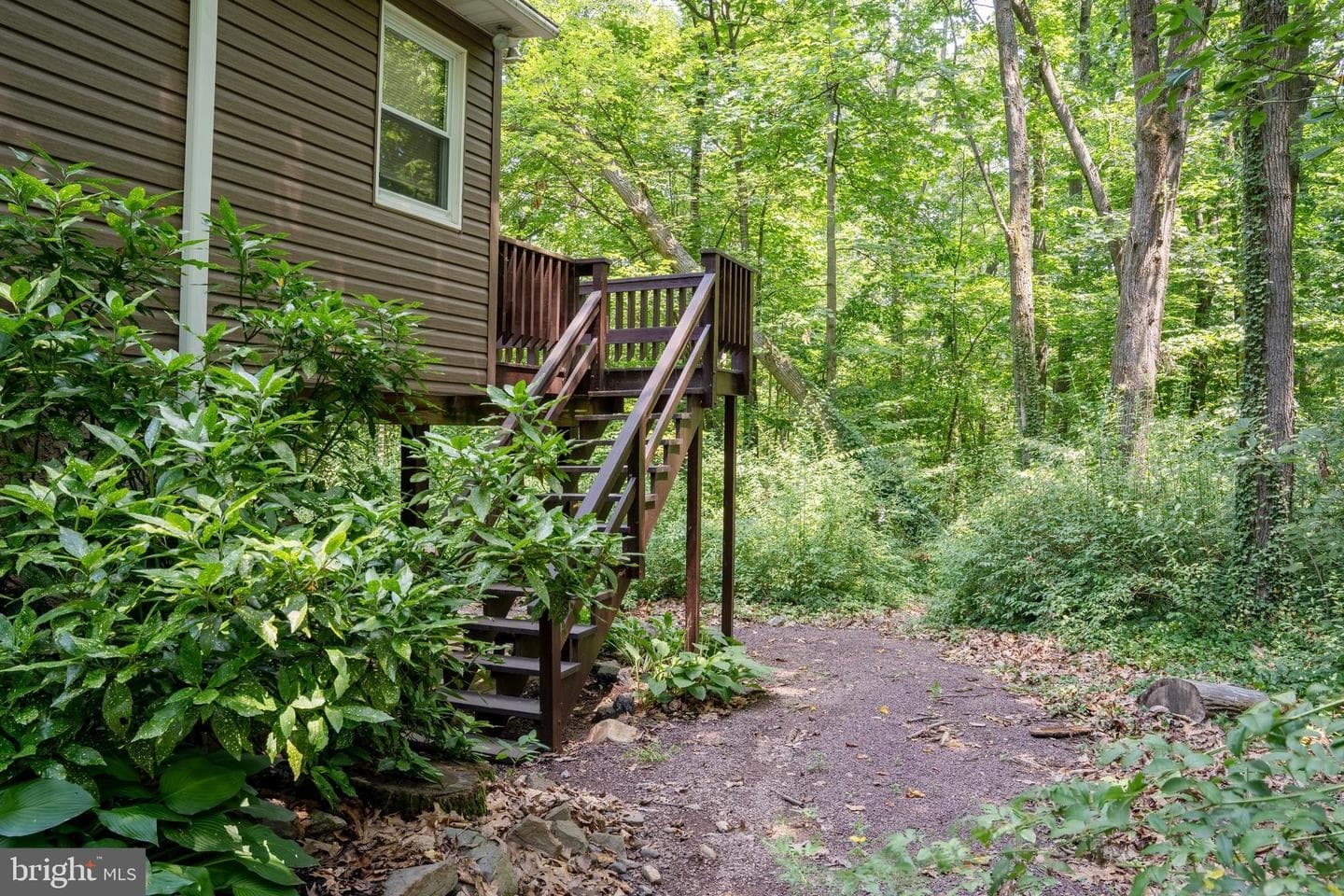 320 Wedgewood Drive photo 40