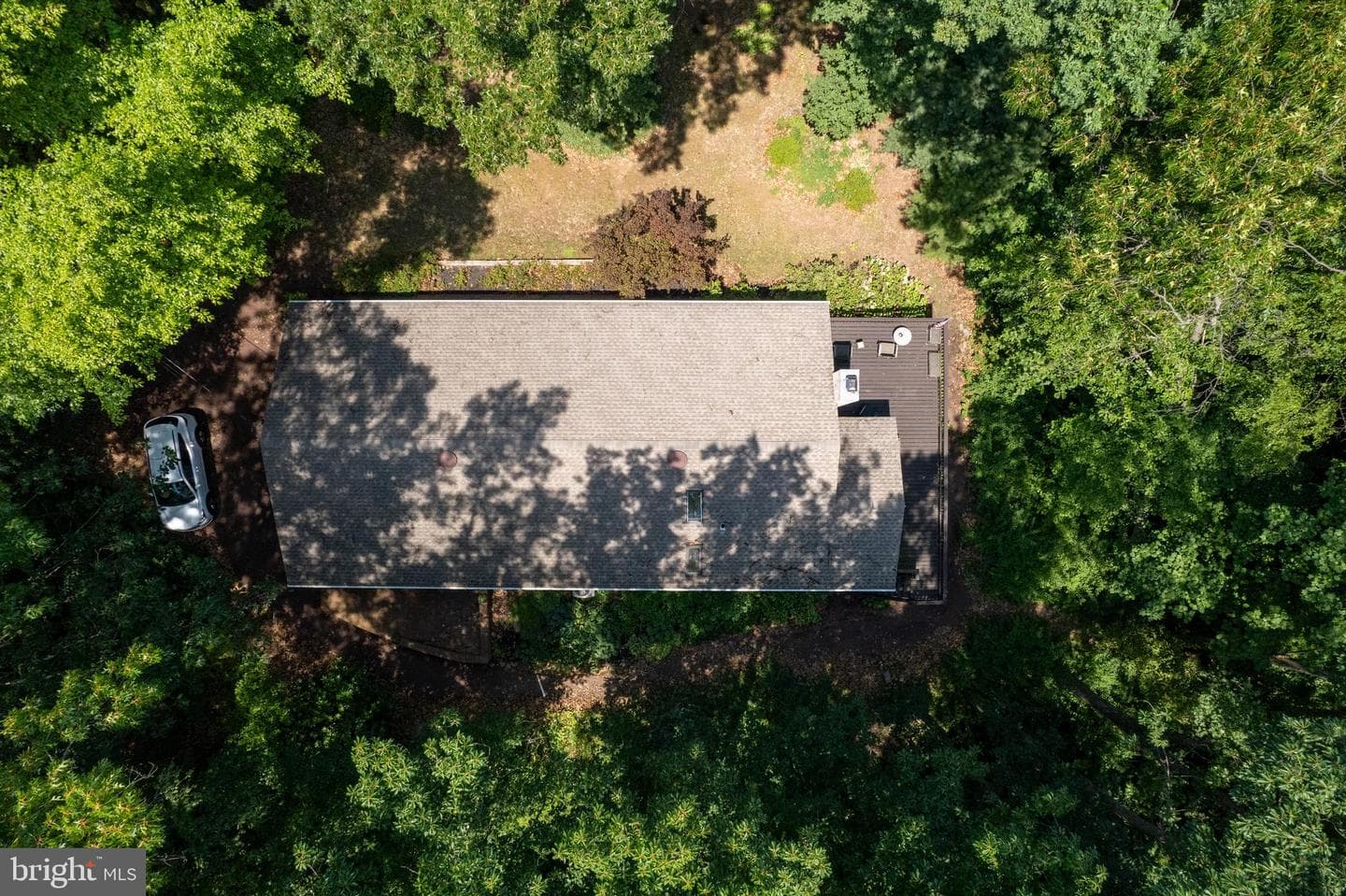 320 Wedgewood Drive photo 43