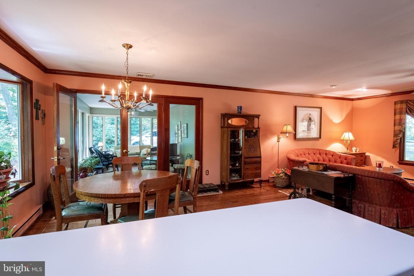 320 Wedgewood Drive photo 9