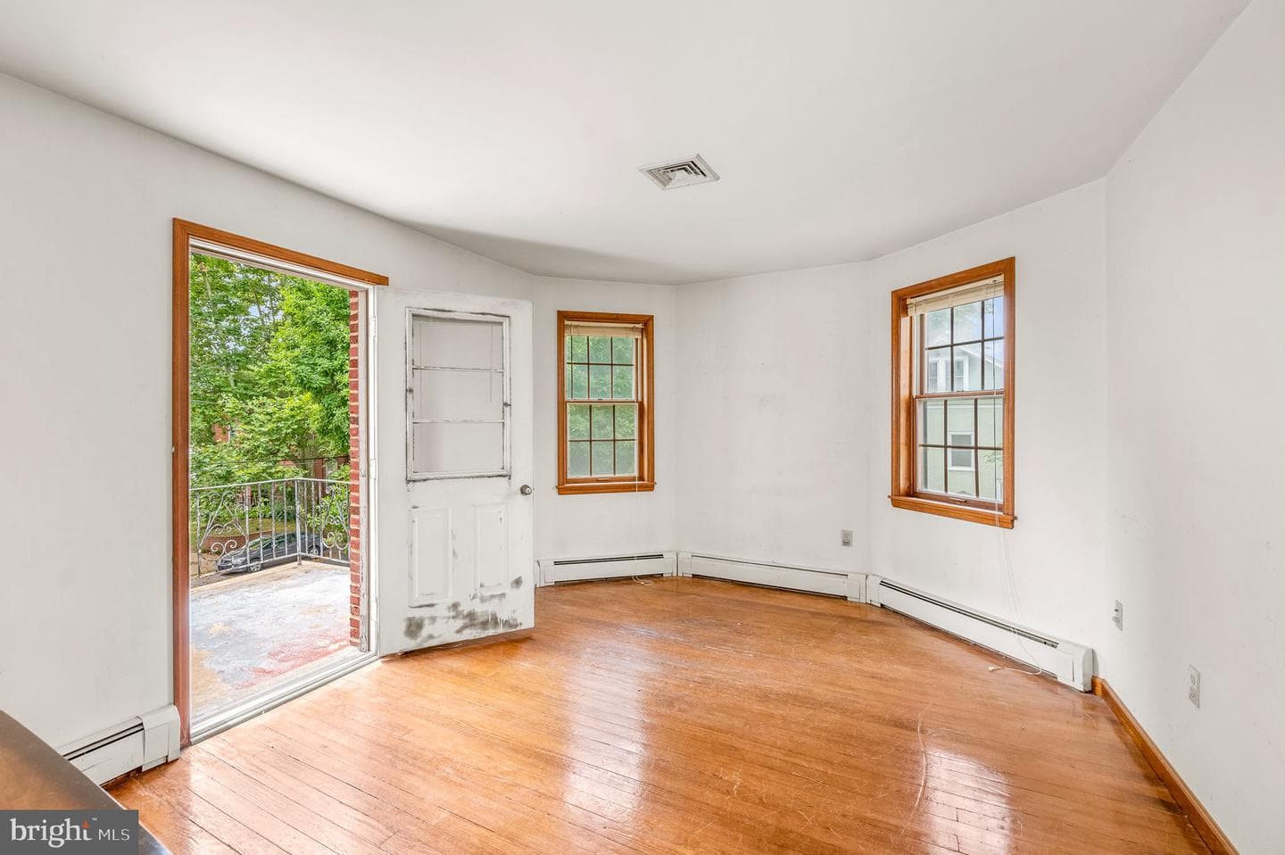 415 Magnolia Street photo 19