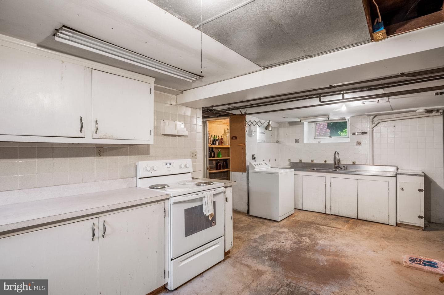 415 Magnolia Street photo 24