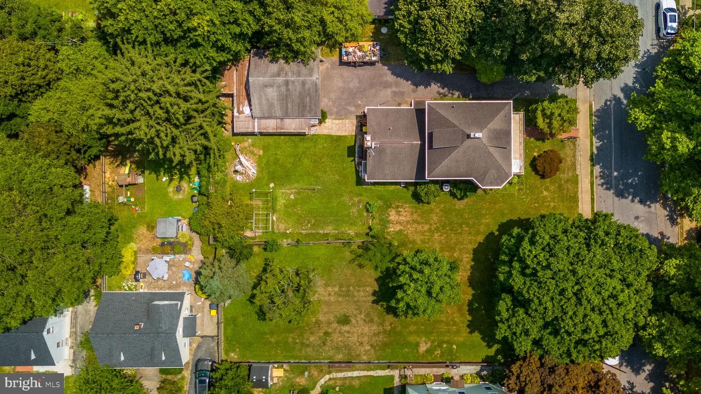 415 Magnolia Street photo 29