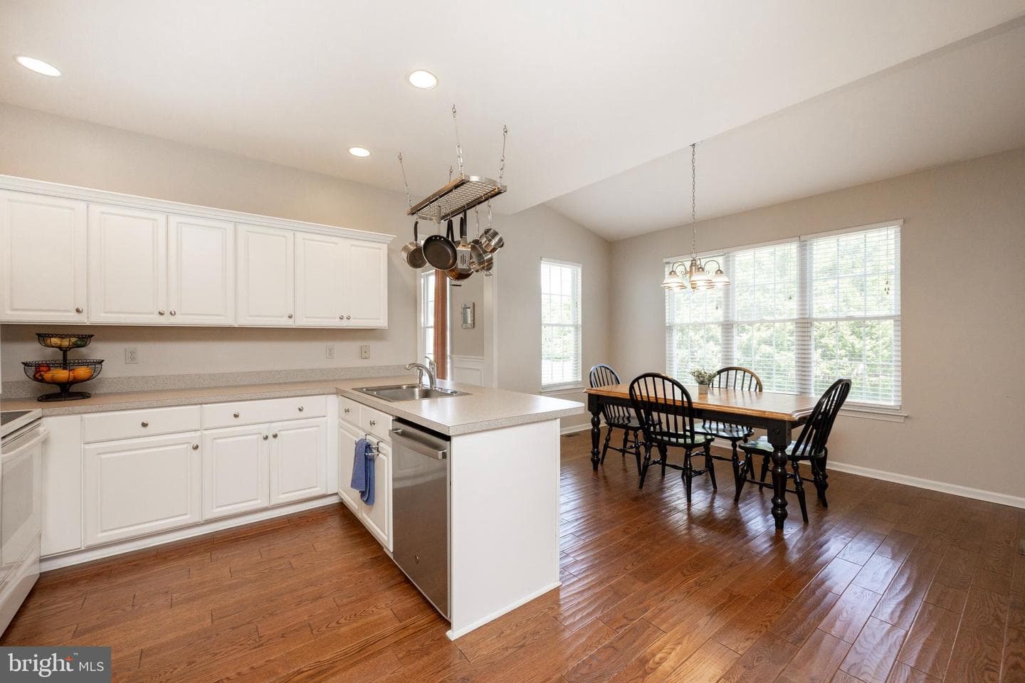 205 Warwick Court photo 14