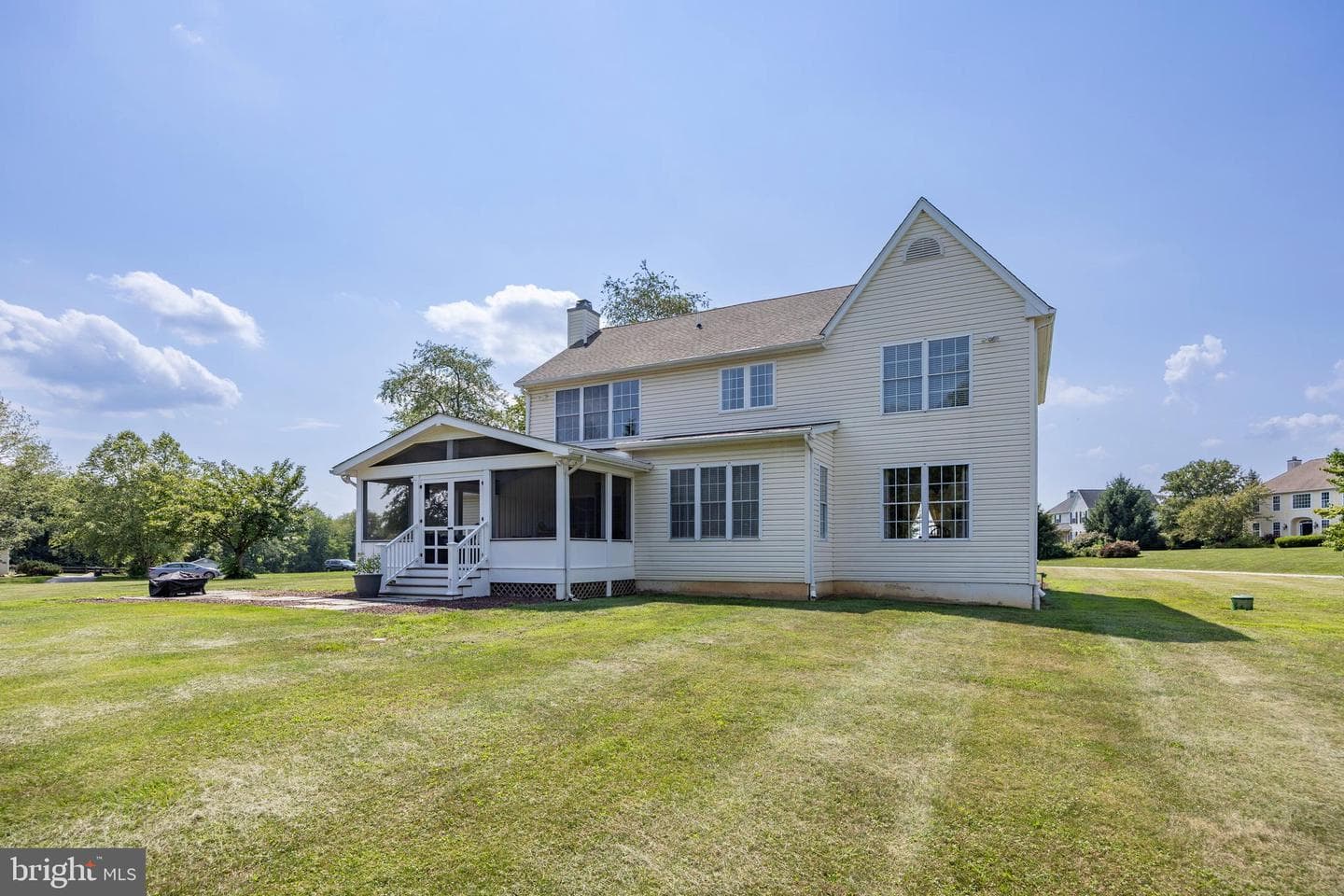 205 Warwick Court photo 43