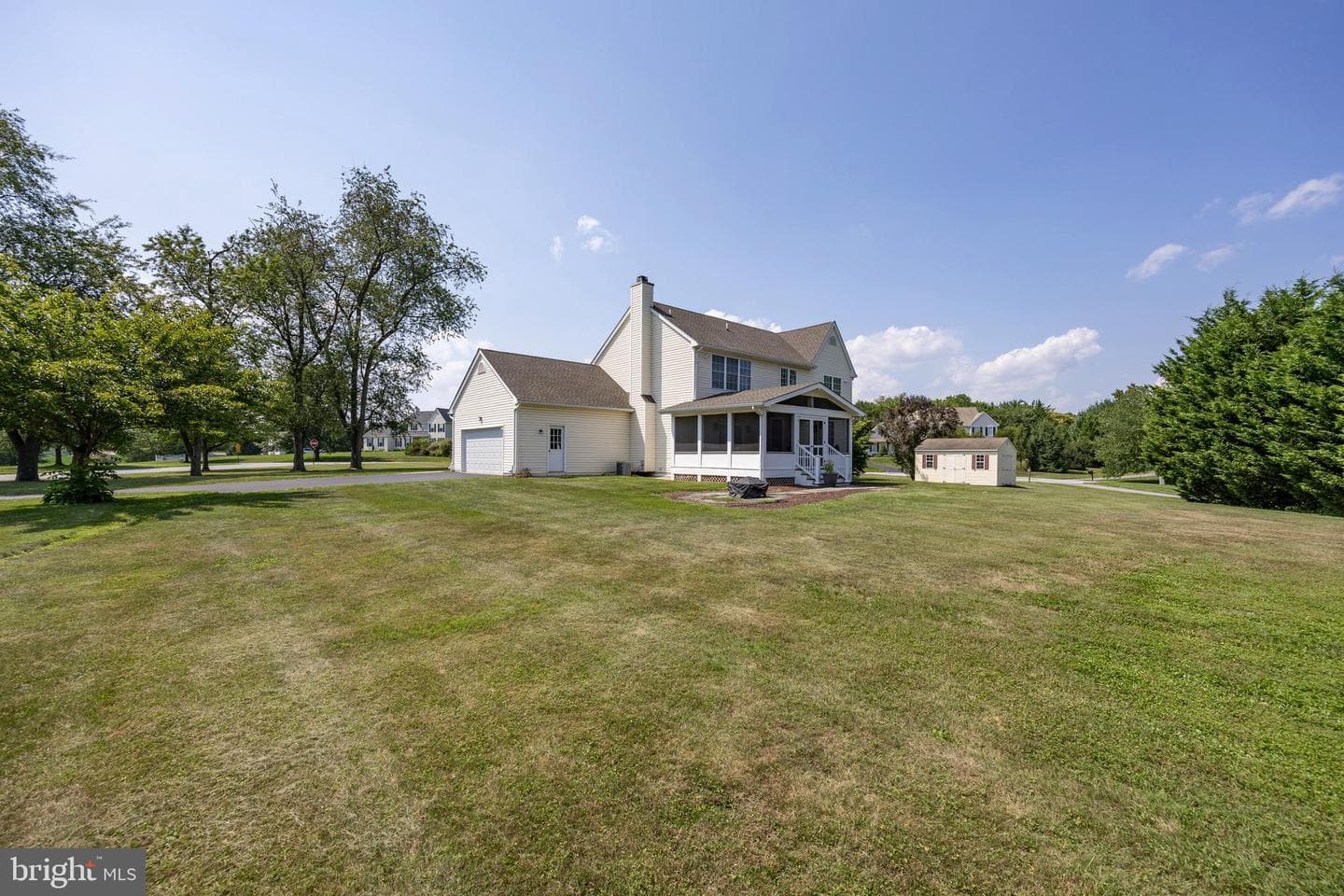 205 Warwick Court photo 60