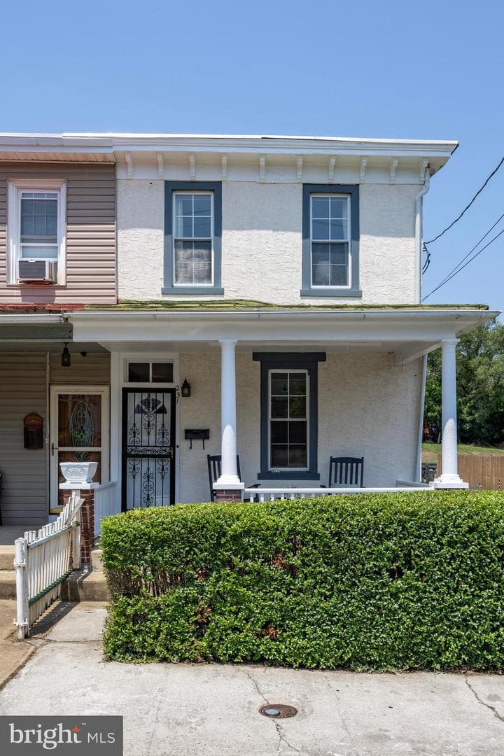 231 Church Street photo 32