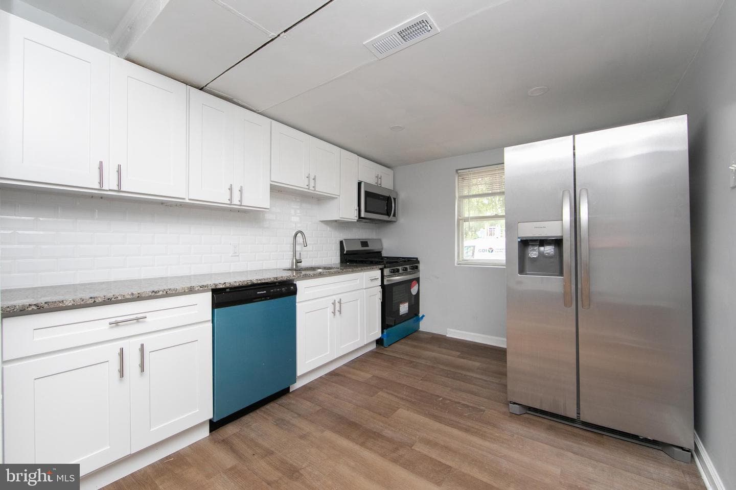 24 Johnson Avenue photo 10