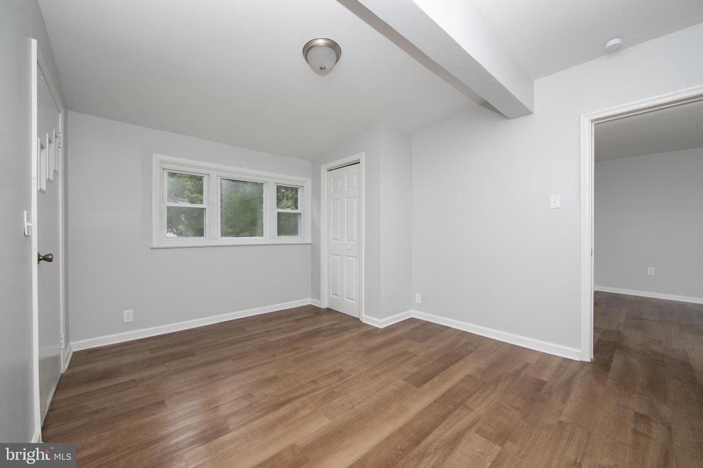 24 Johnson Avenue photo 24