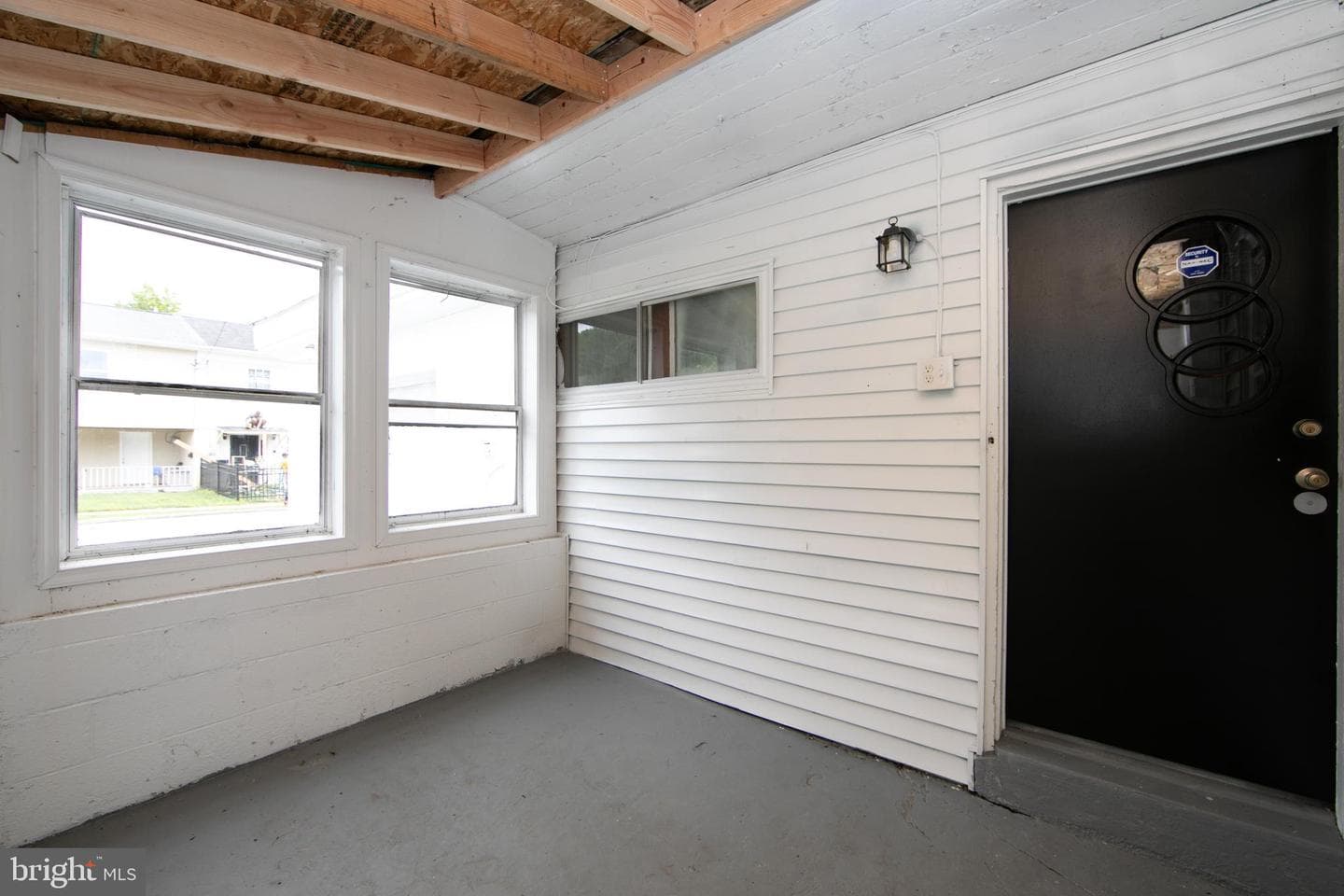 24 Johnson Avenue photo 32