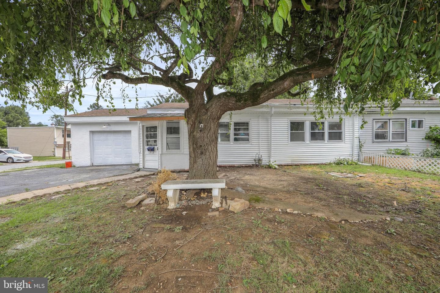 24 Johnson Avenue photo 36