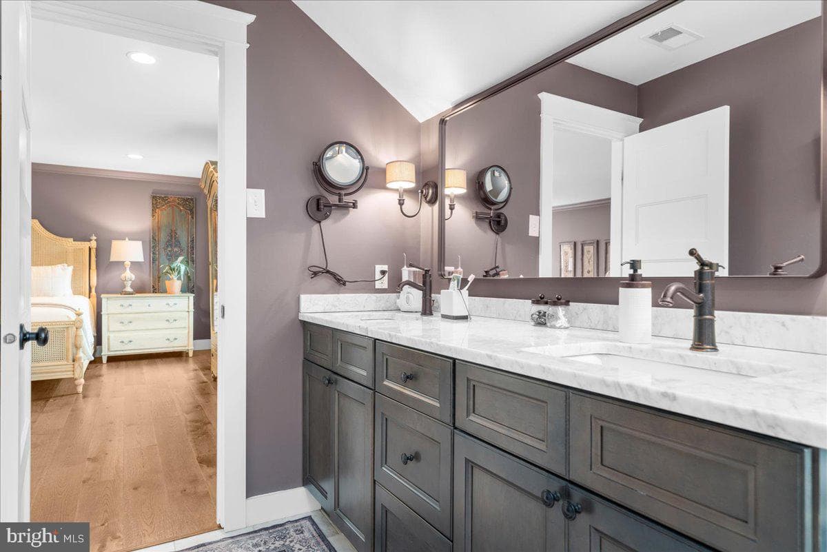 1485 Tullamore Lane photo 38