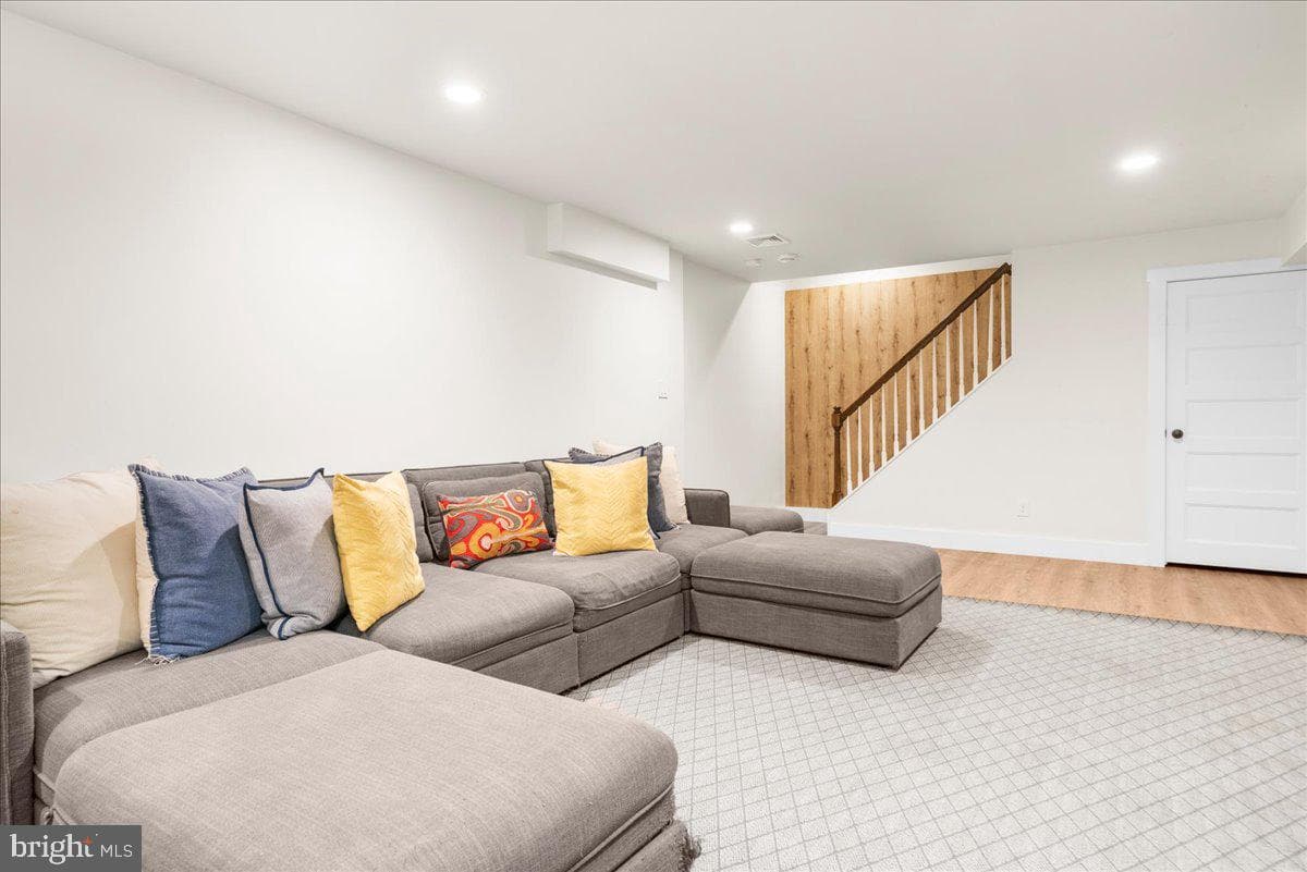 1485 Tullamore Lane photo 41