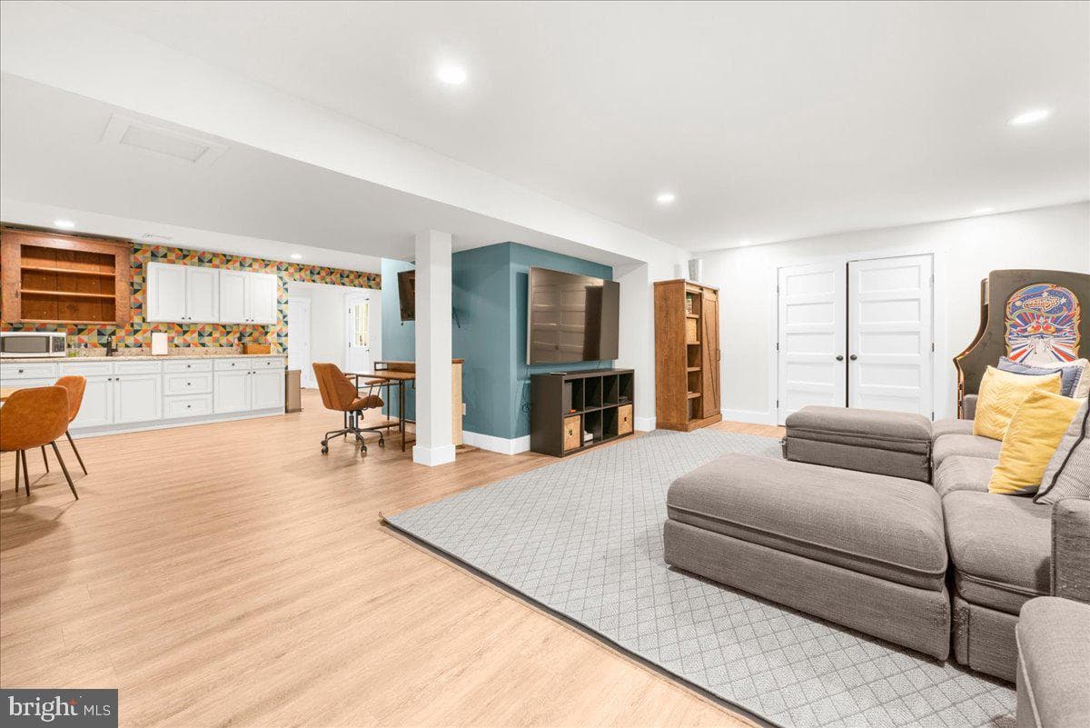 1485 Tullamore Lane photo 42
