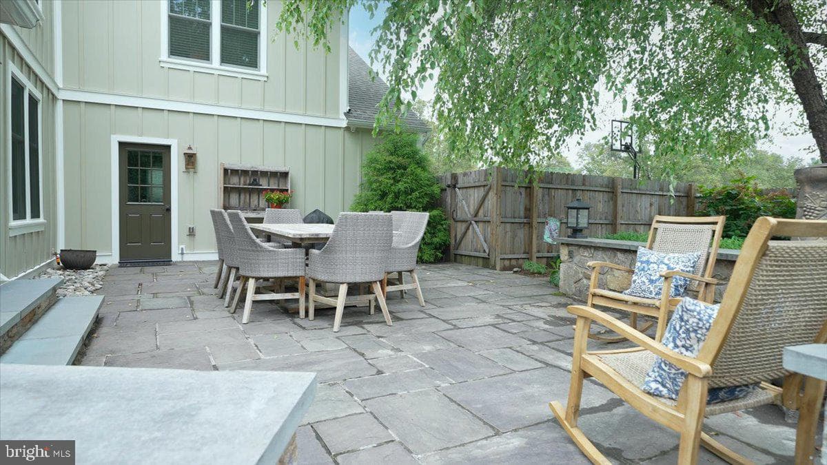 1485 Tullamore Lane photo 54