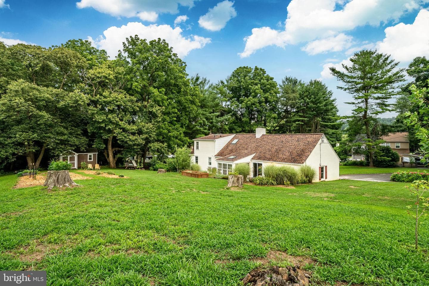 301 N Bailey Road photo 34