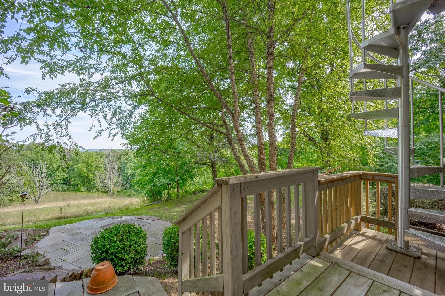 1646 Hilltop Road photo 39