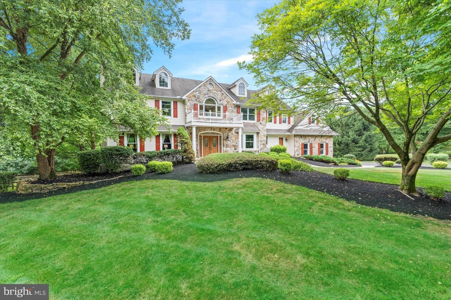 204 Fern Ridge photo 1