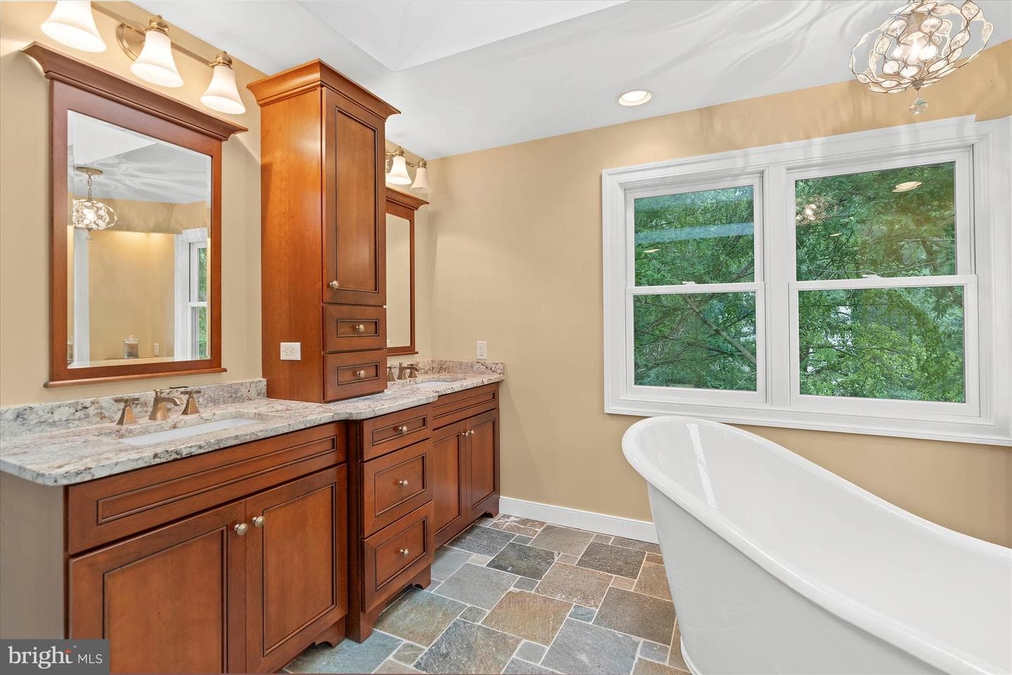 204 Fern Ridge photo 36