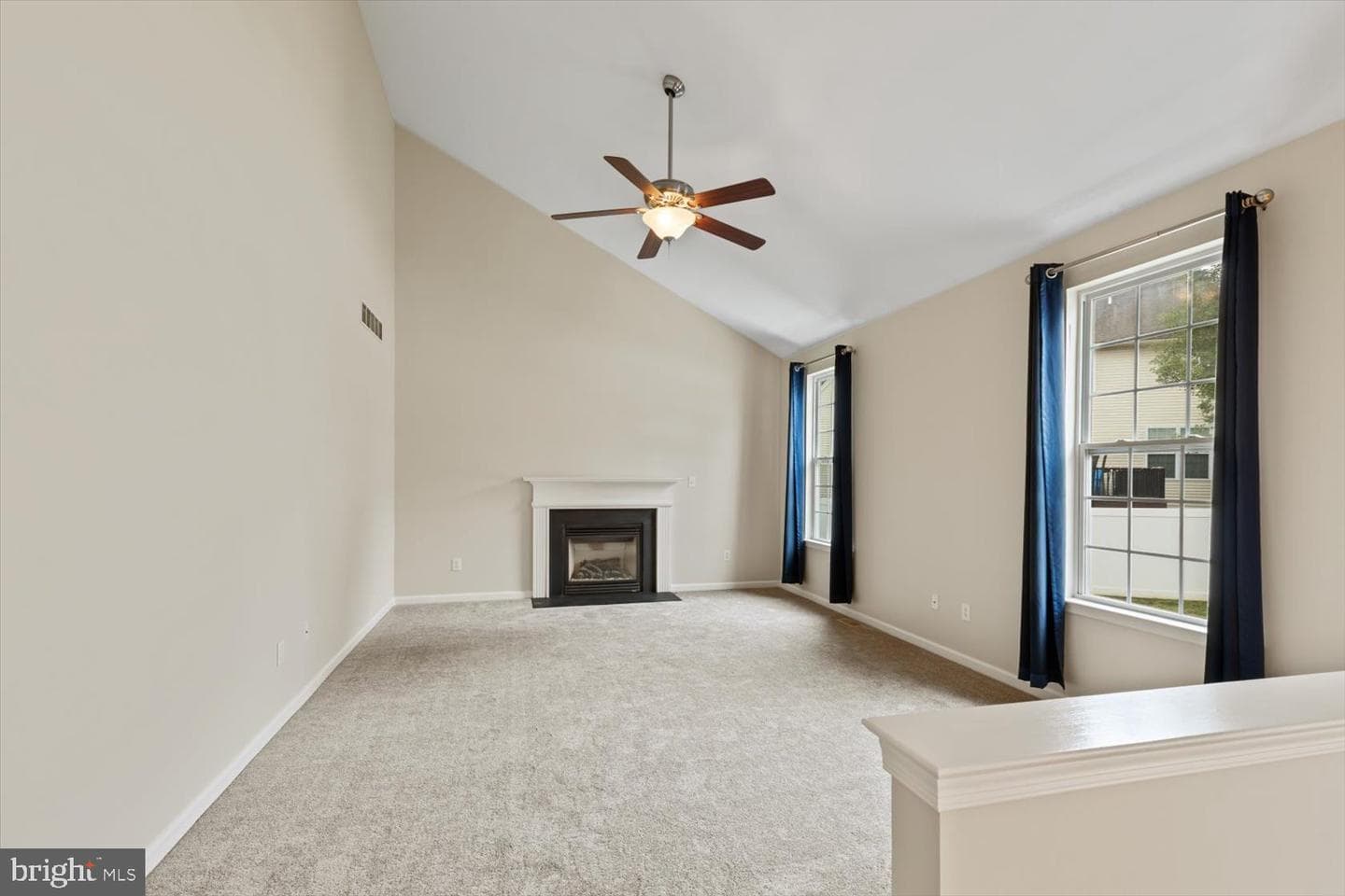 1233 Devonshire Road photo 25
