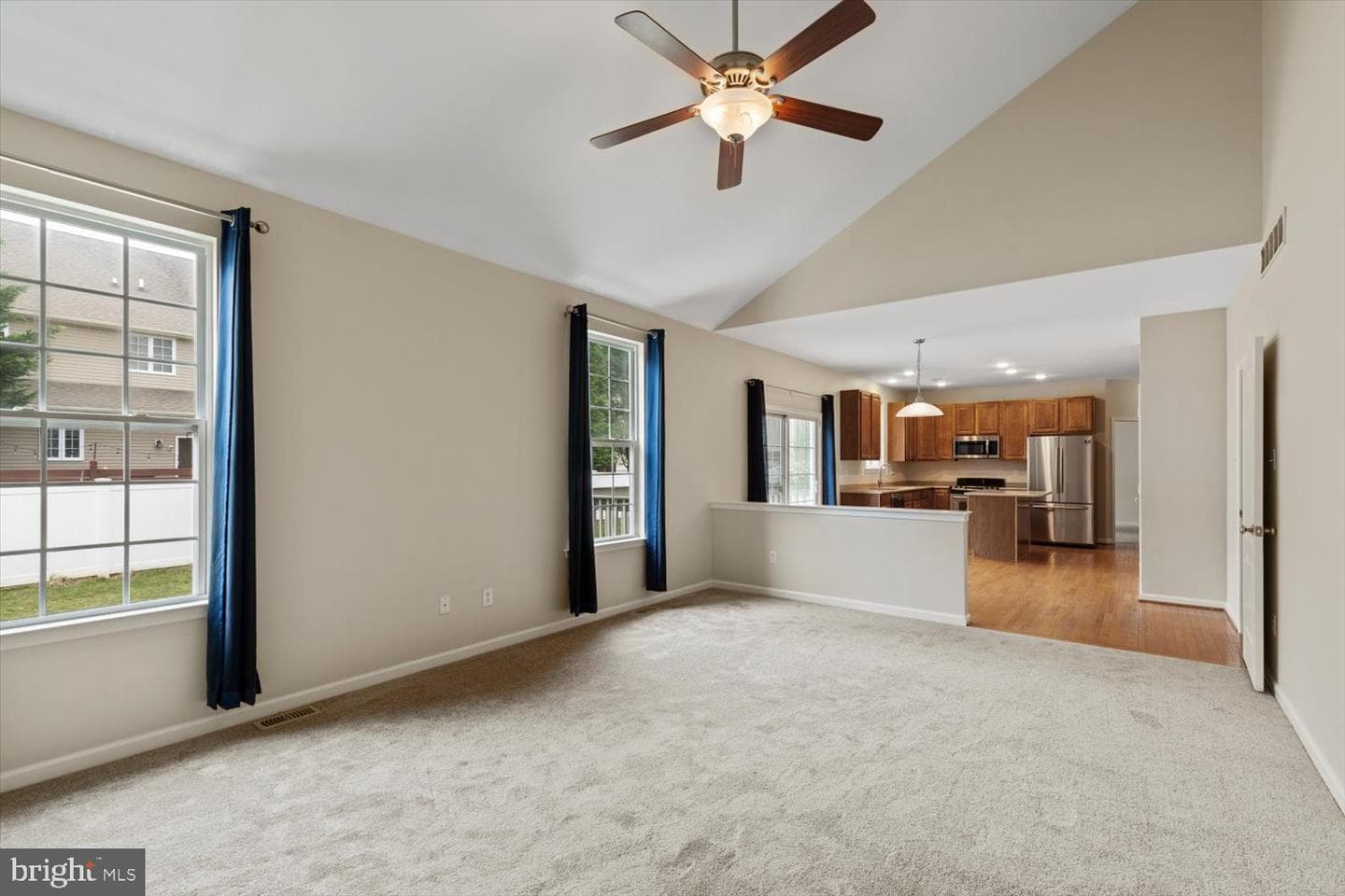 1233 Devonshire Road photo 26